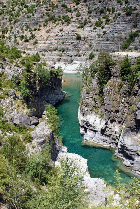 The Cem River in the mountains of Kelmendi (Photo: Ismail Gagica, August 2011).