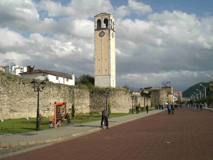 View of Elbasan and its fortress walls (Photo: Robert Elsie, December 2008).